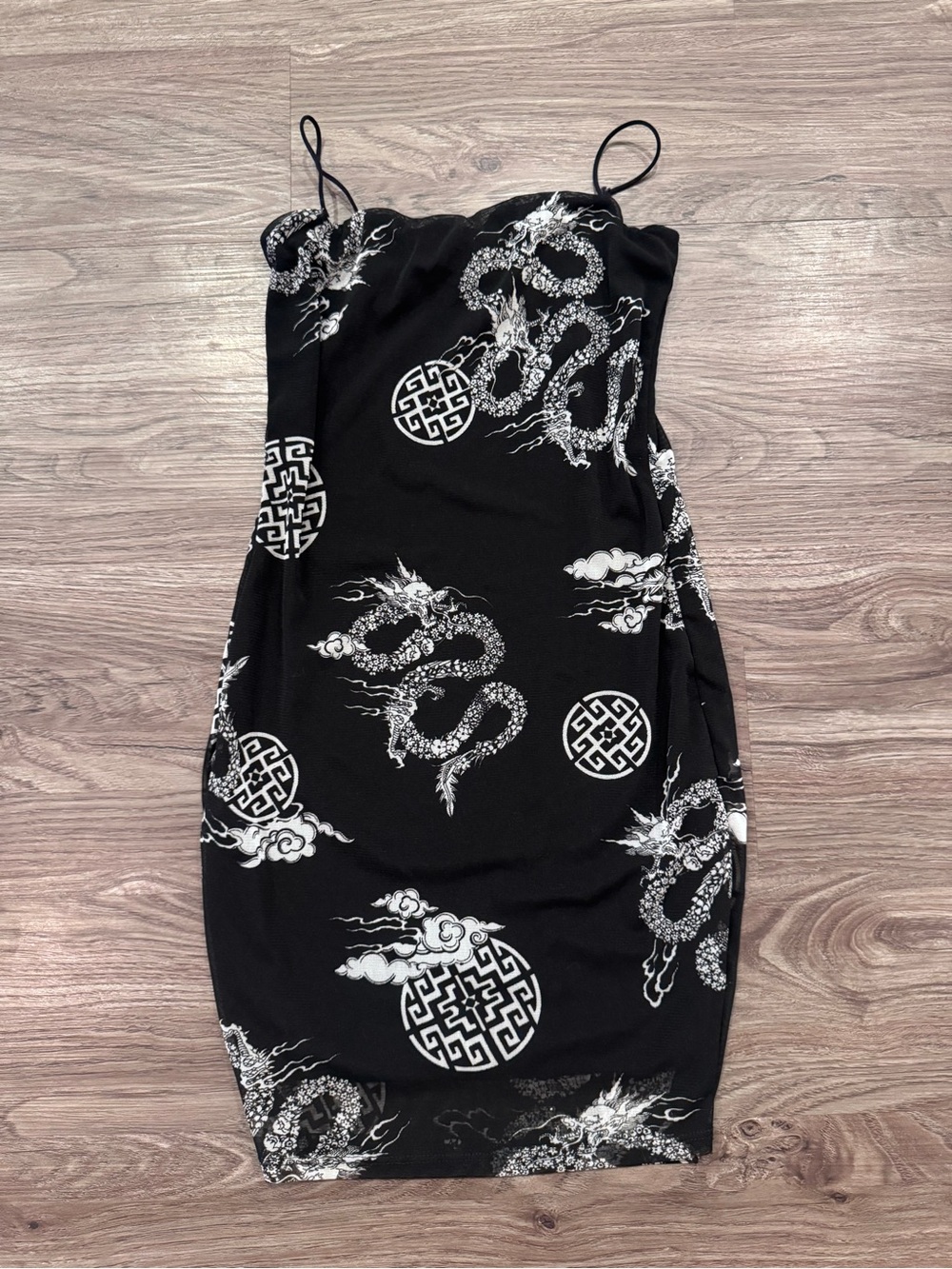 Windsor Black & White Dragon-Print Slip Mini Dress